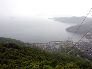 雨にけむる小豆島の豊かな自然に感動！