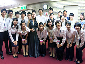 人間塾塾生と伊藤君子さん