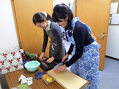 お手伝い中・・・