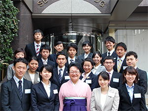 人間塾：修了式に全員集合