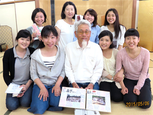 人間塾2015年度小豆島・遍路研修：森下さんと女子塾生