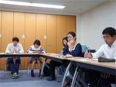 人間塾・ヤングセミナー2015：自分に問いかける塾生
