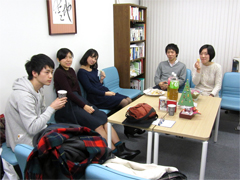 人間塾・ヤングセミナー2015：考えた後は、ほっと一息