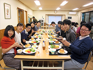 人間塾2016年度軽井沢合宿2日目：元気いっぱい朝ご飯