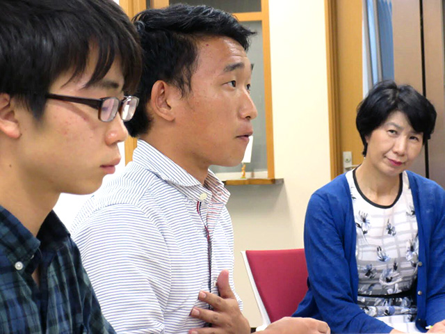 人間塾での様子:思いを語る