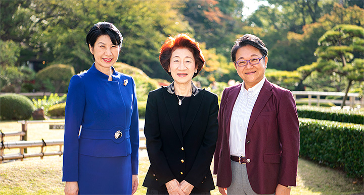 壺井尚子(専務理事)、井上和子(設立者)、仲野好重(代表理事)