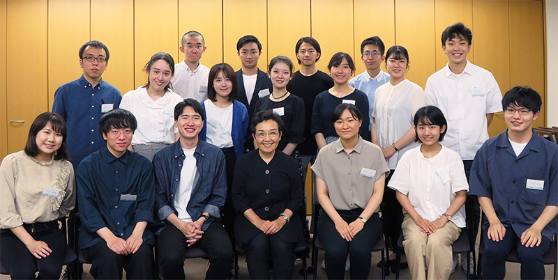 人間塾2022年度ヤングセミナー:研修後に珠翠先生と