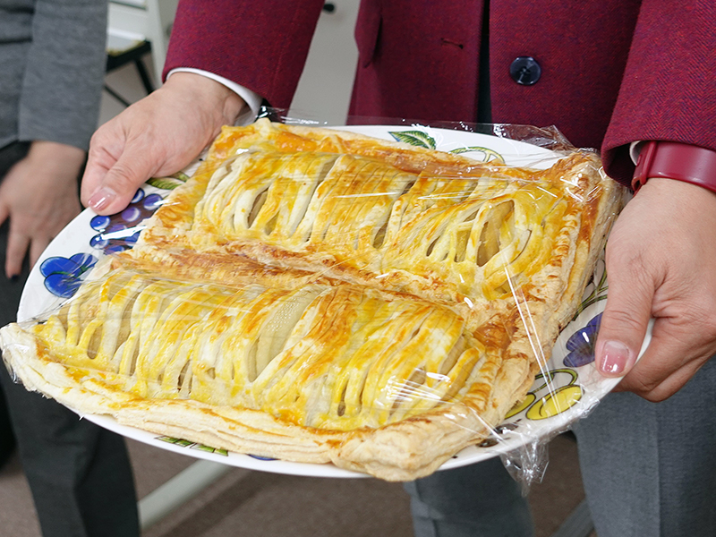 人間塾2024年度ヤングセミナー:壺井さん手作りアップルパイ