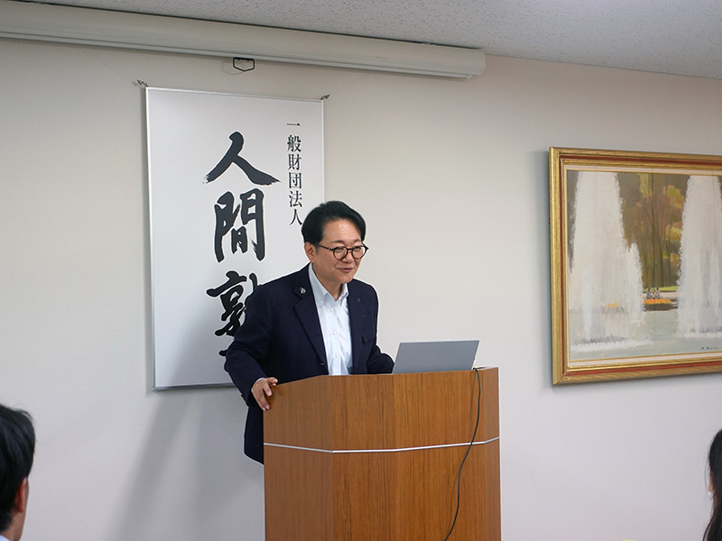 人間塾2025年度ヤングセミナー:語りかける塾長